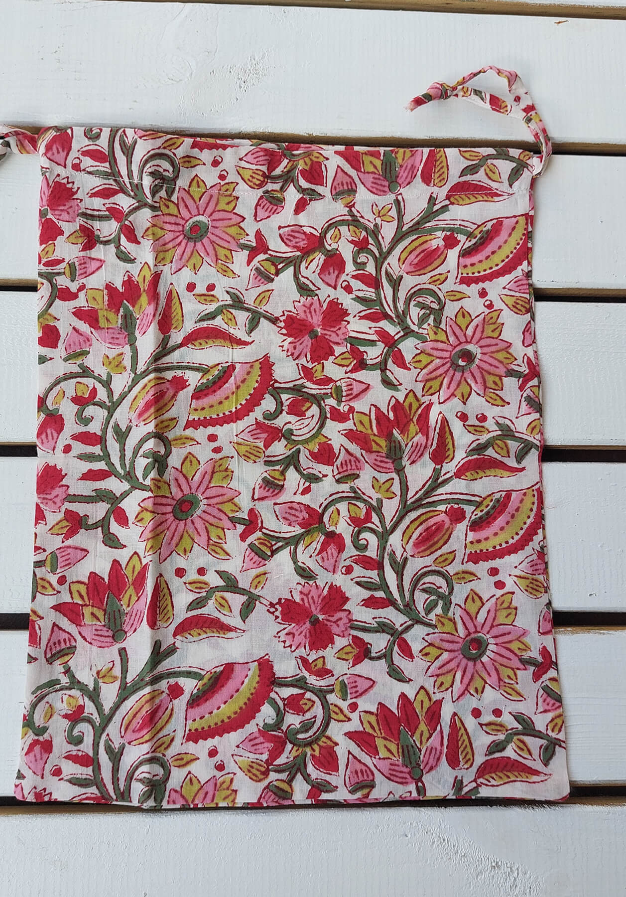 Bolsa zapatos. Colección Drops by mom 2026