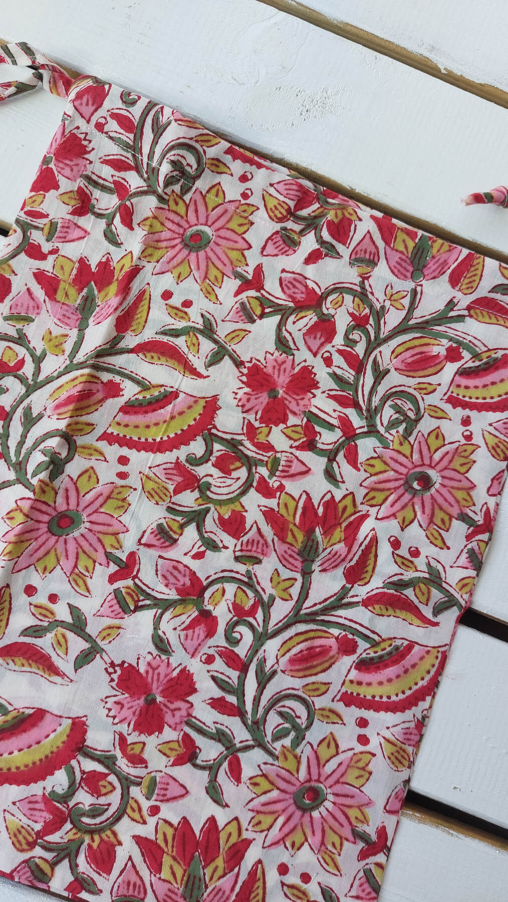 Bolsa zapatos. Colección Drops by mom 2026