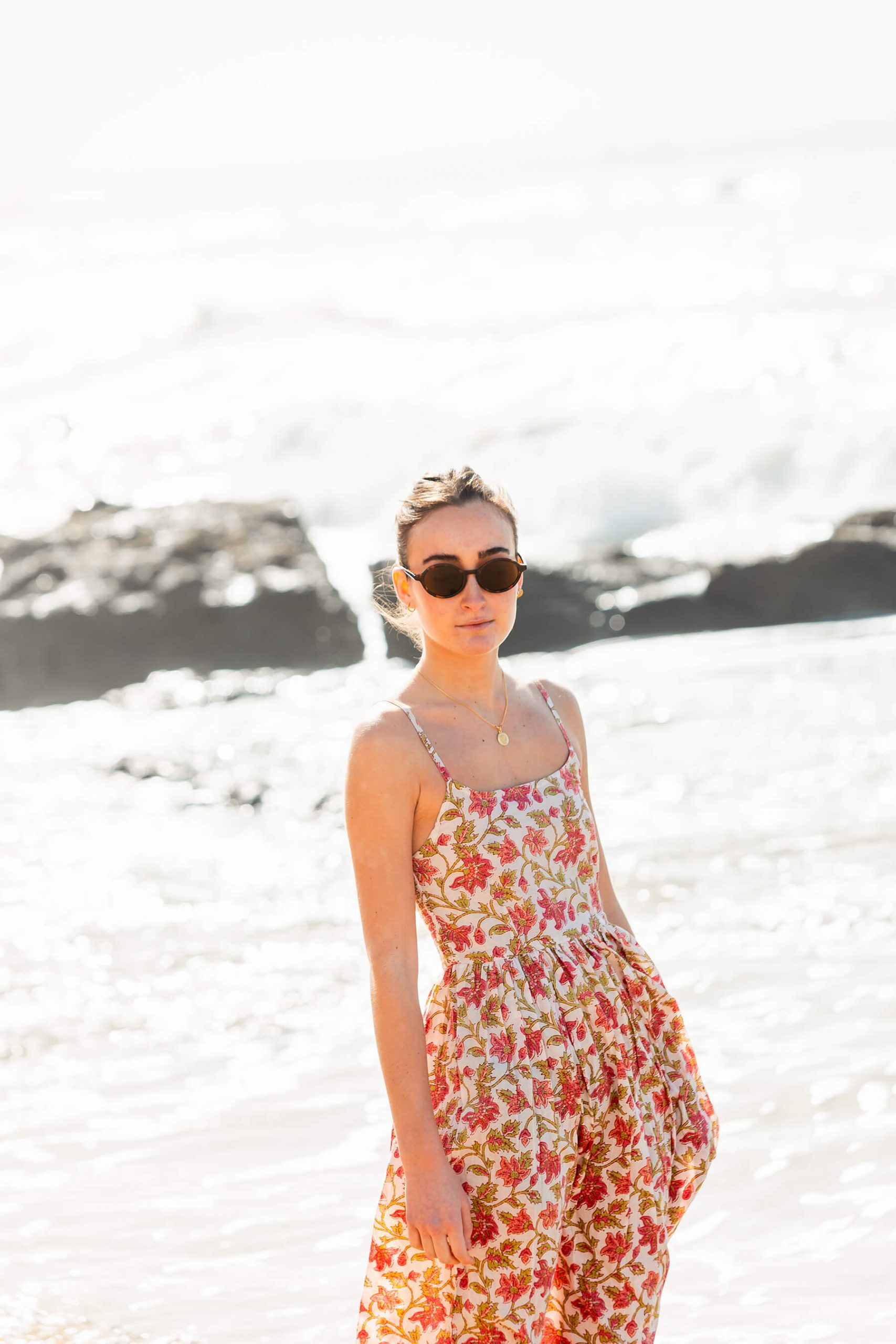 Vestido canesú flores. Colección 2026 Drops by mom