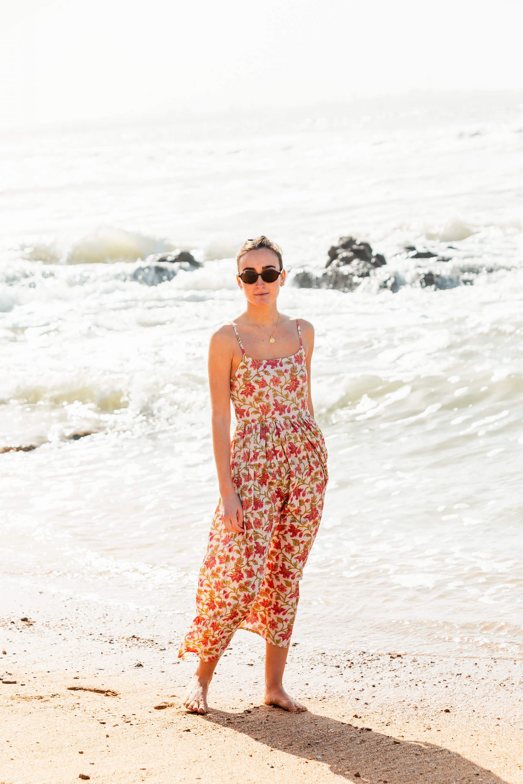 Vestido canesú flores. Colección 2026 Drops by mom