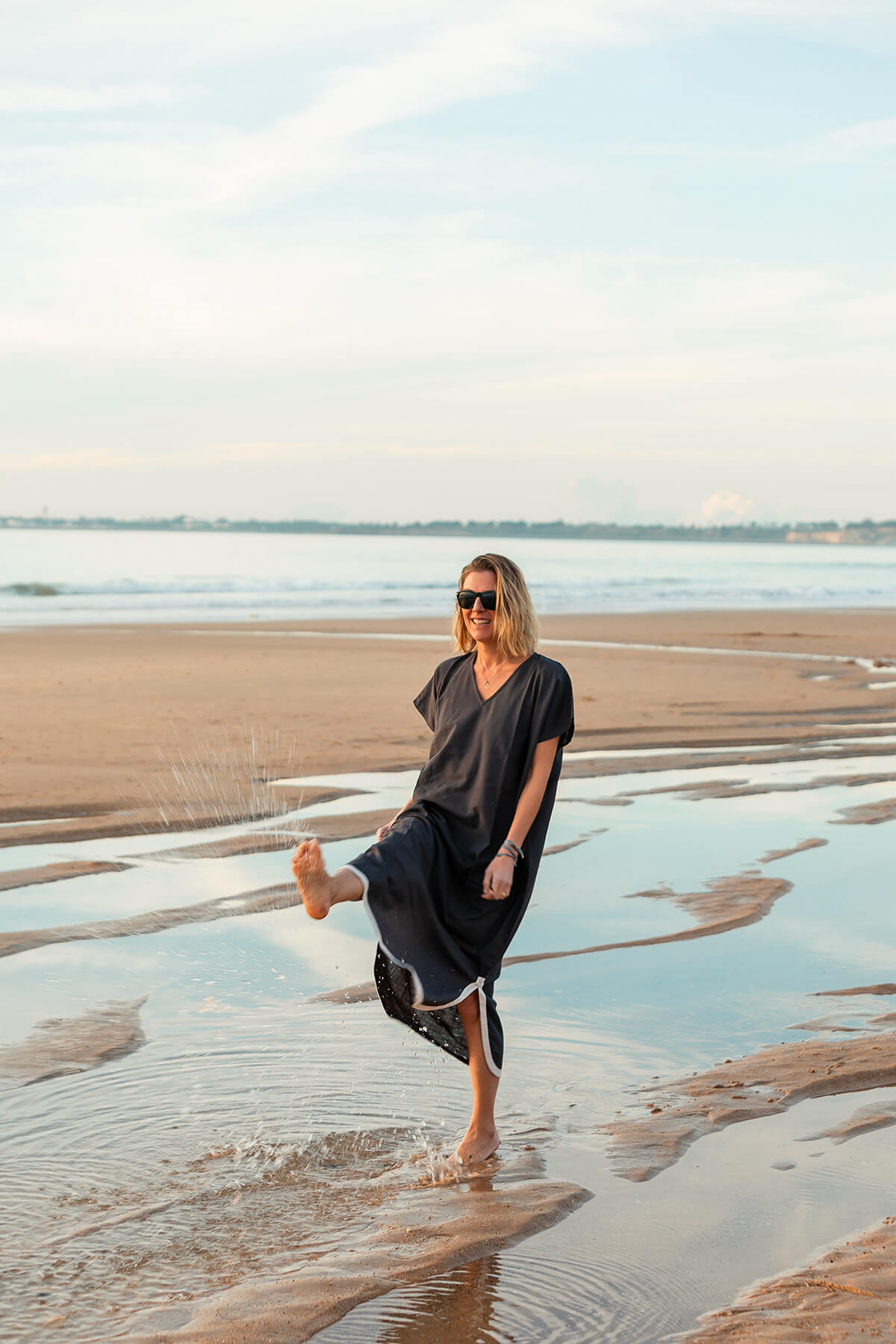 Kaftán gris vivo. Colección Drops by mom 2026