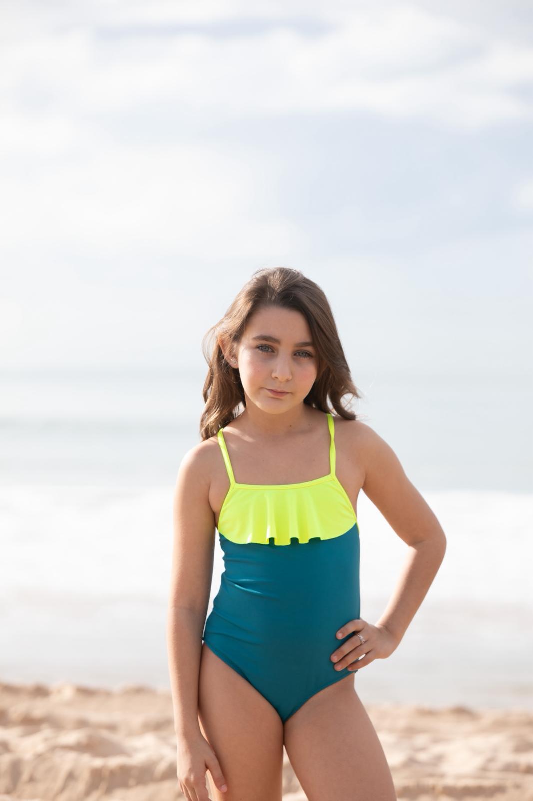 Paloma volante. Colección Drops by mom 2026